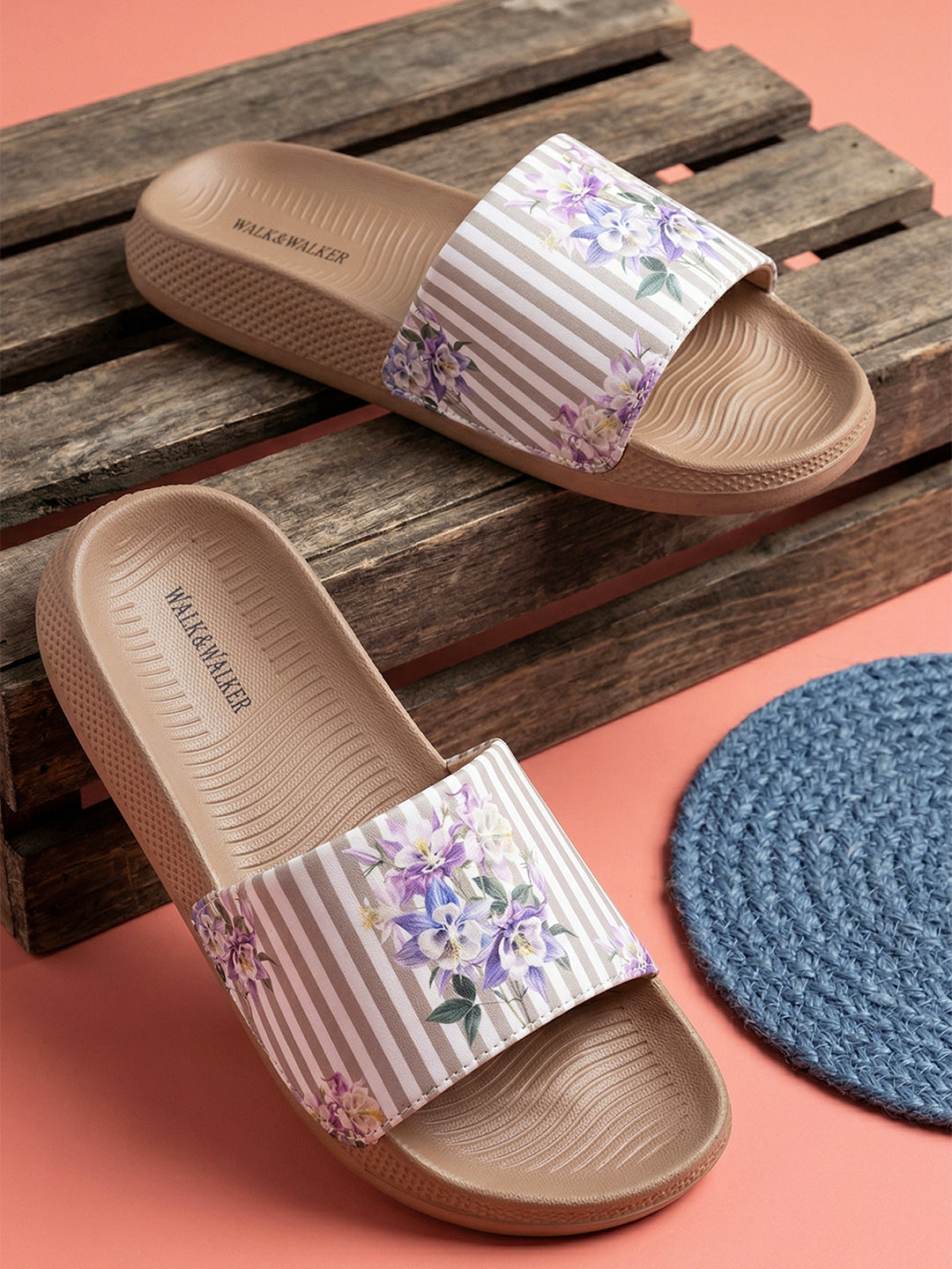 walk & walker Women Slides (Beige, White , 4)