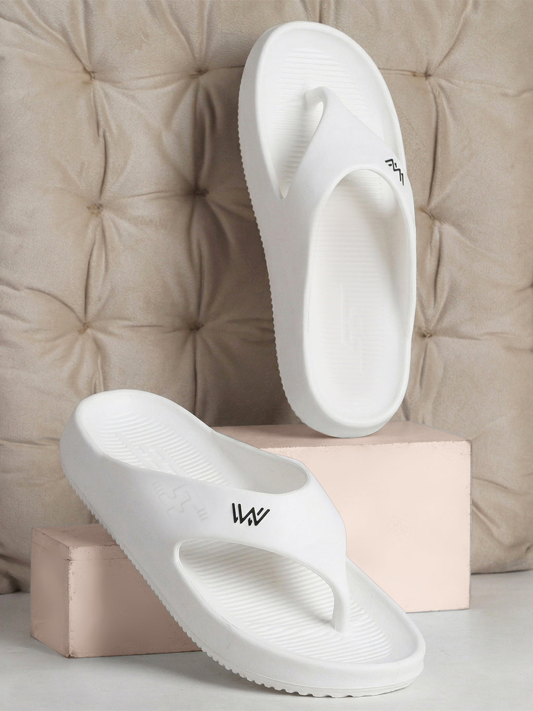 walk & walker Men Slippers (White , 6)